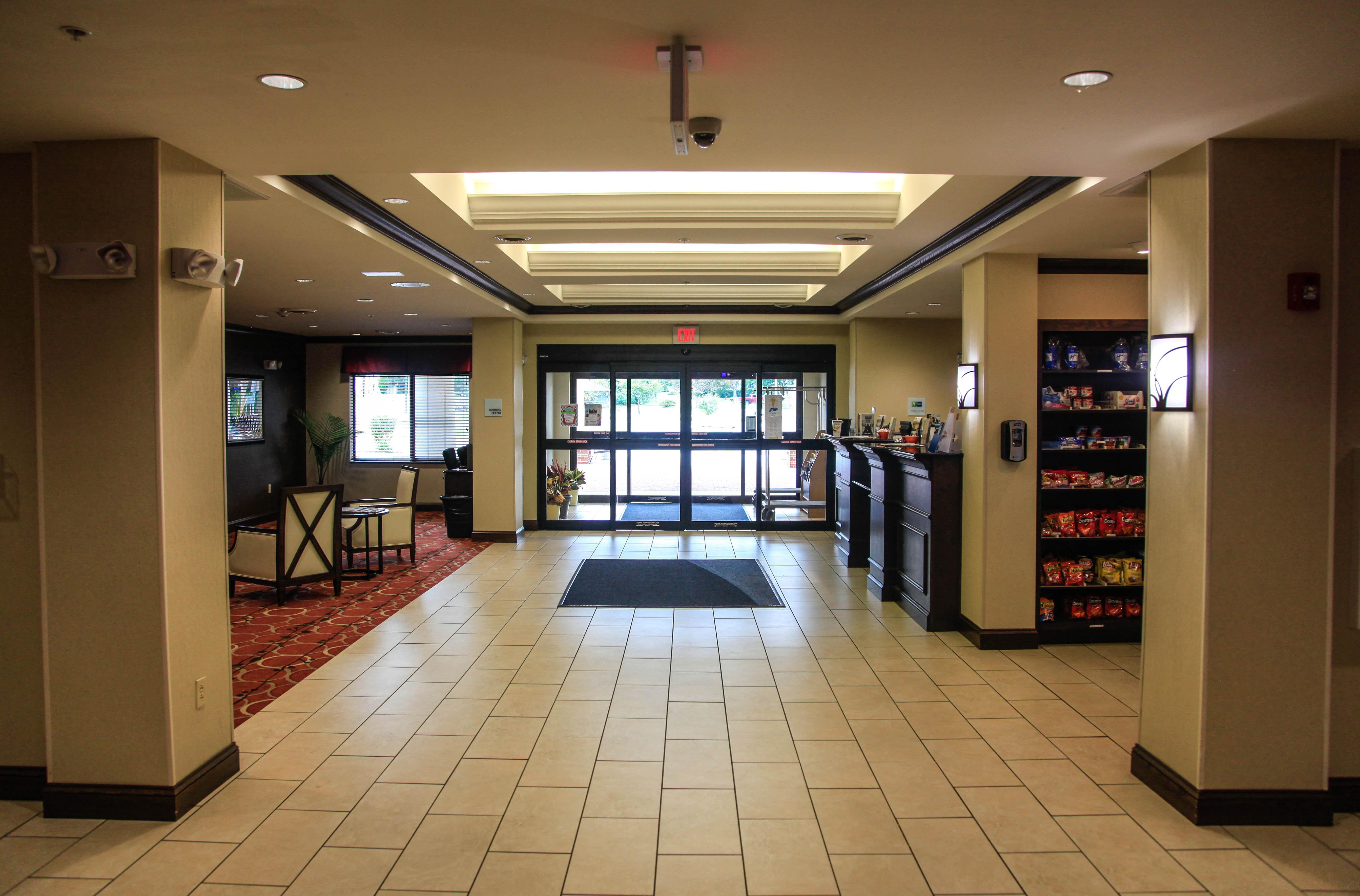 Holiday Inn Express & Suites Cumberland - La Vale By Ihg Dış mekan fotoğraf